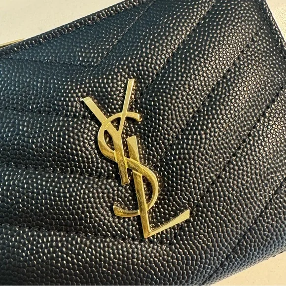 SAINT LAURENT black Cassandre Matelasse Bi-Fold Wallet - Picture 4 of 15